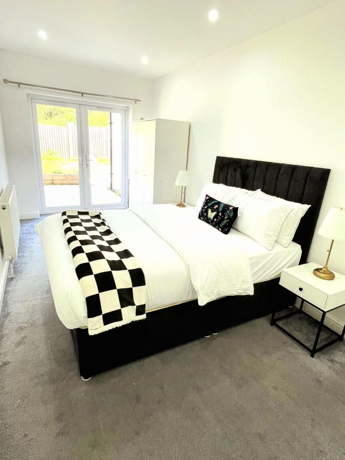 Spacious 3 Bed Flat Belvedere Dartford מראה חיצוני תמונה